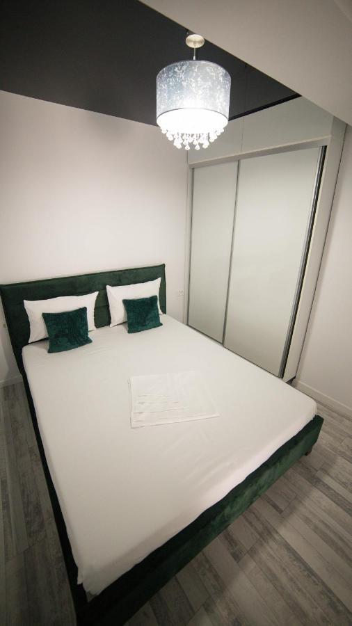 Toto'S Apartment Constanta Exterior photo