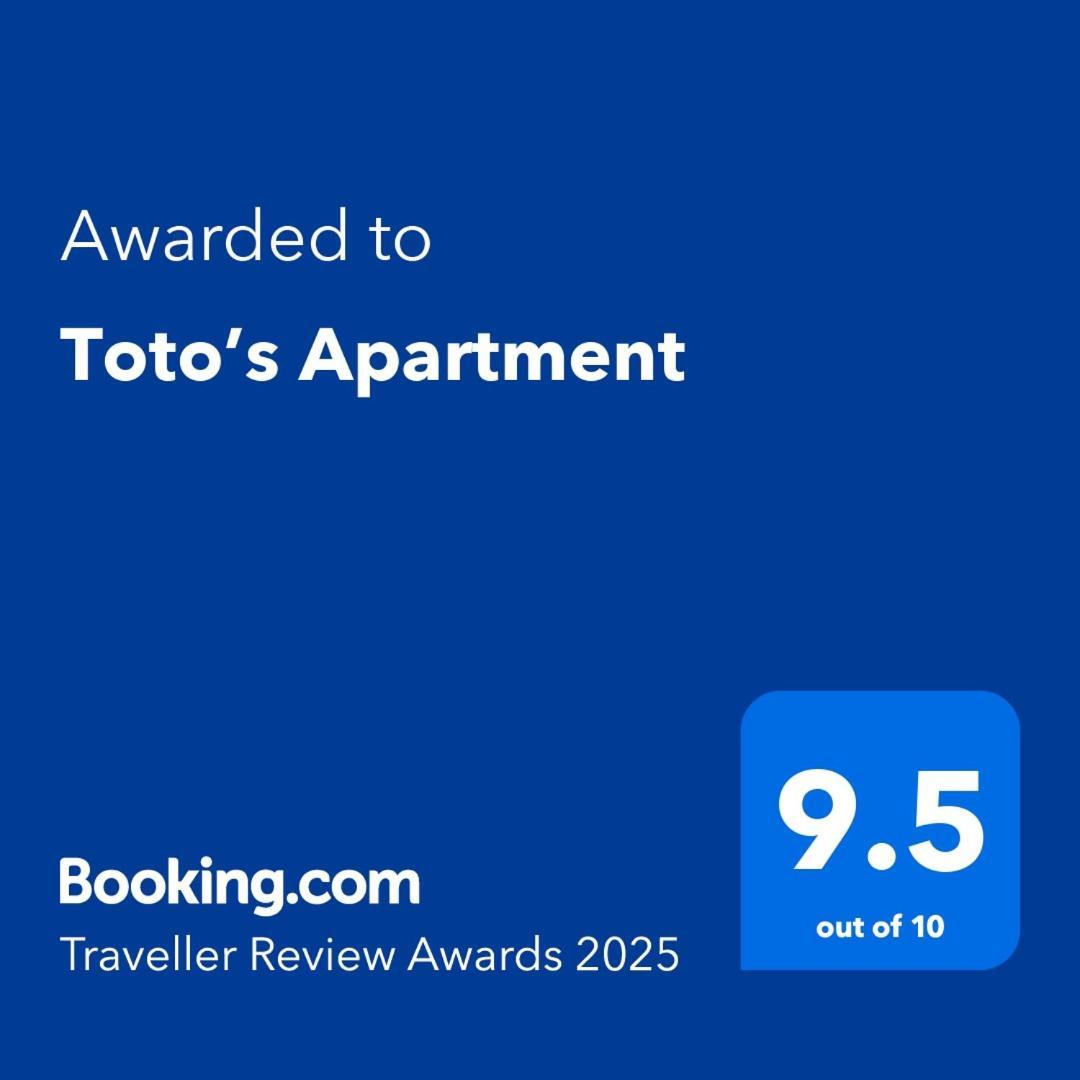 Toto'S Apartment Constanta Exterior photo